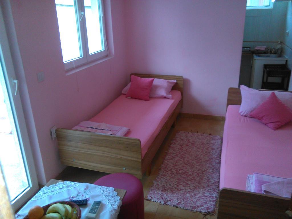 Apartmani Pikula Sutomore Exterior foto